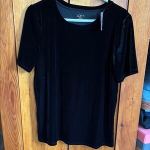 LOFT Black Velvet Holiday Short Sleeve Tee